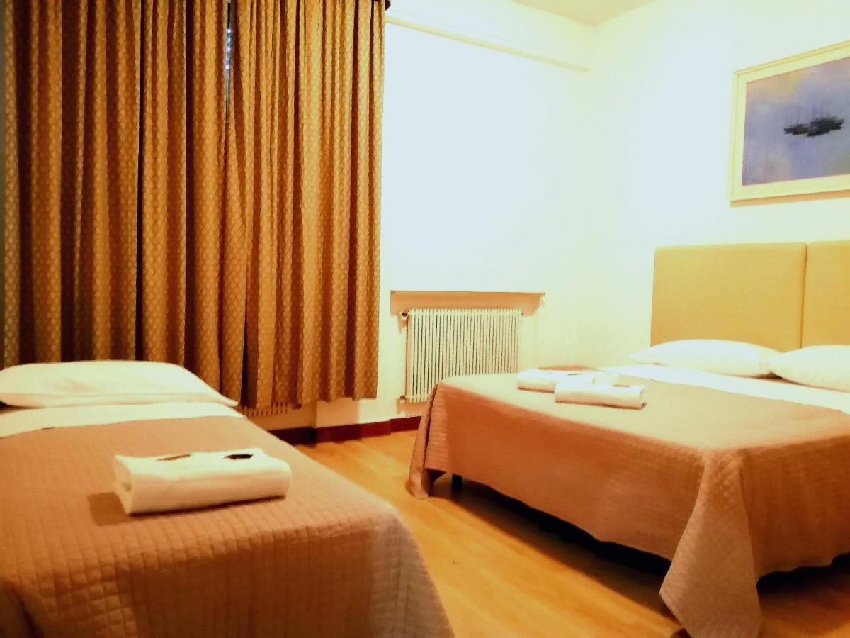 bellaria Bed & Breakfast Voghera Ruang foto